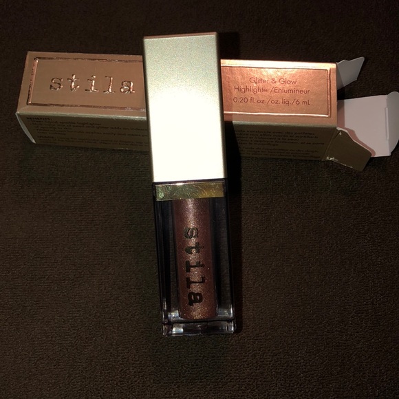 Stila Other - NWT Stila Glitter & Glow Highlighter in Kitten